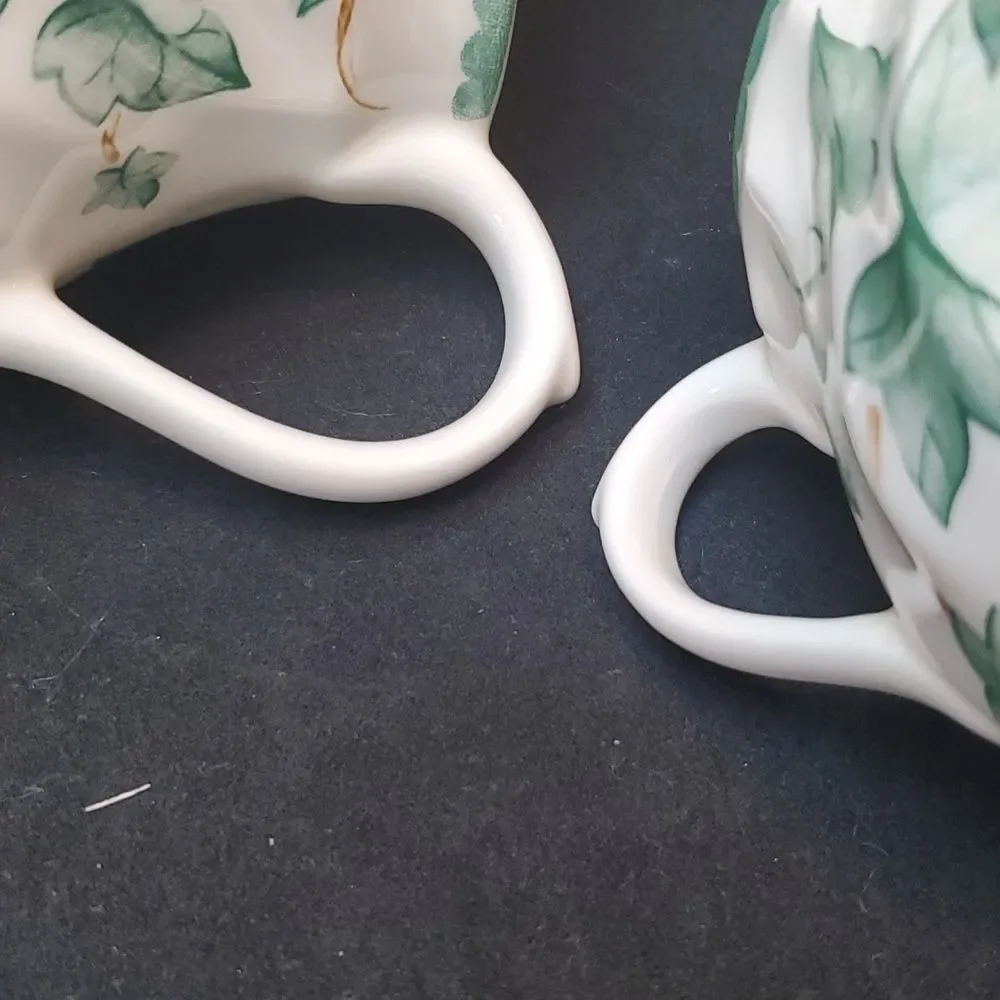 #25 Ivy Leaf Pattern Milk Jug and Sugar Bowl | Creamer Sugar Made in England